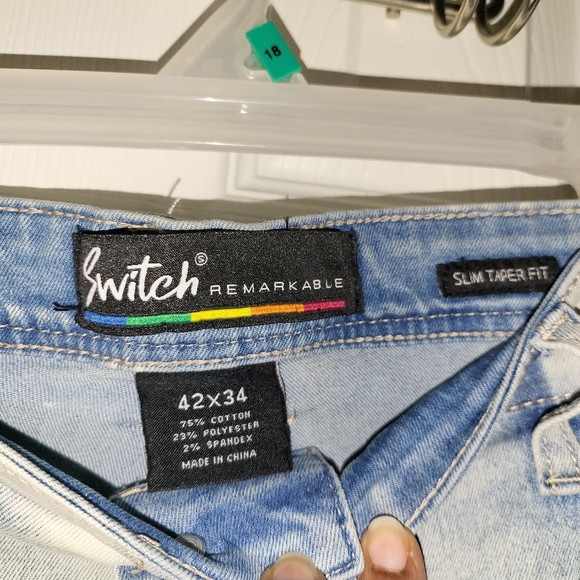 Men's Switch Slim Taper Fit Jeans - NWOT - Picture 3 of 5